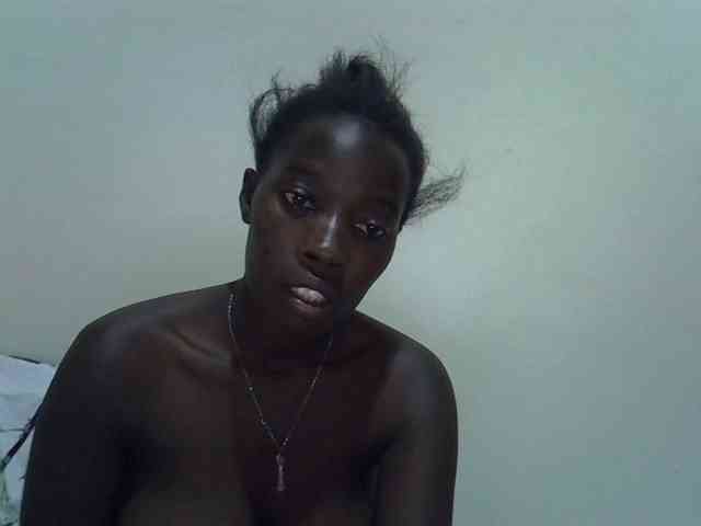 miss-vibes webcam