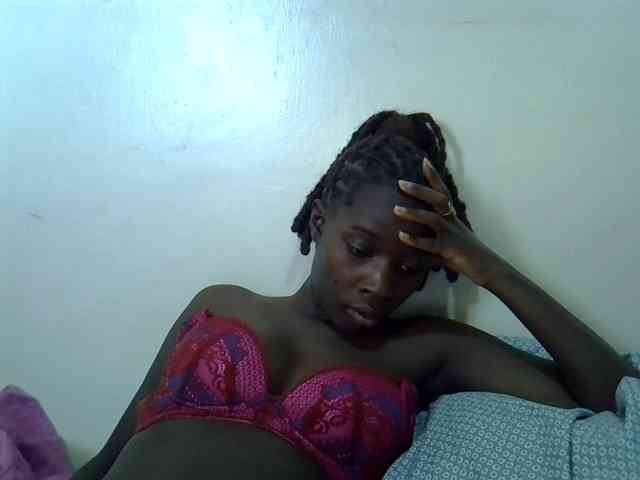 miss-vibes webcam