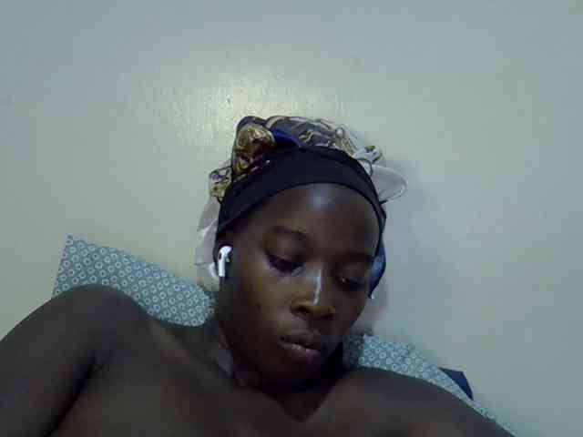 miss-vibes webcam