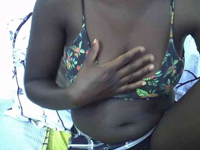 miss-vibes webcam