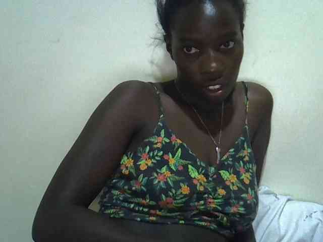 miss-vibes webcam