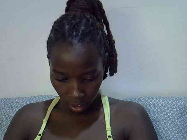 miss-vibes webcam
