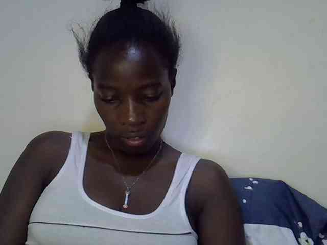 Model: miss-vibes