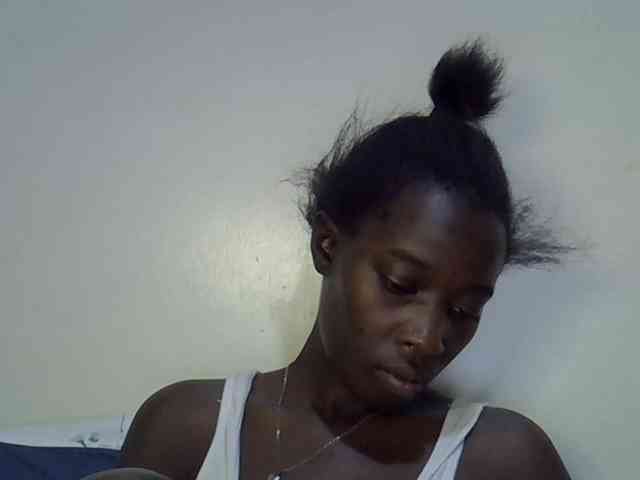 miss-vibes webcam