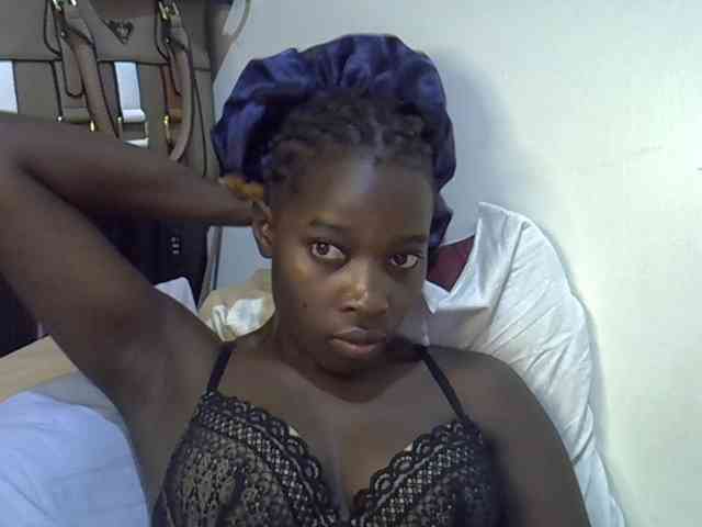 miss-vibes webcam