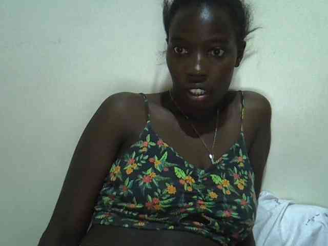 miss-vibes webcam
