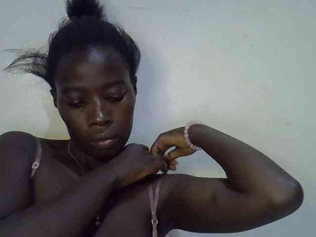 miss-vibes webcam
