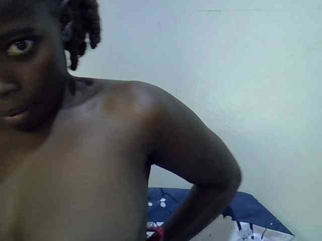 miss-vibes webcam