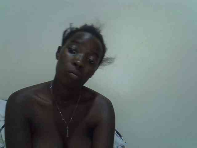 miss-vibes webcam