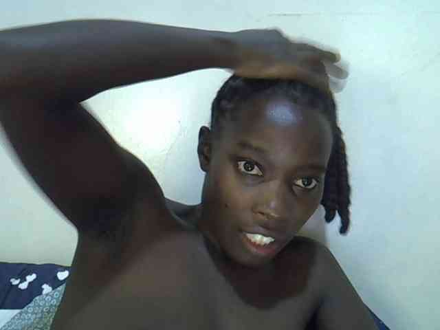 miss-vibes webcam