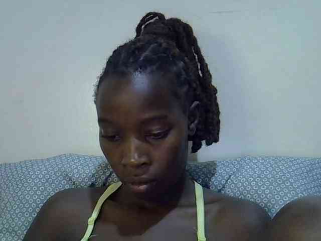 miss-vibes webcam