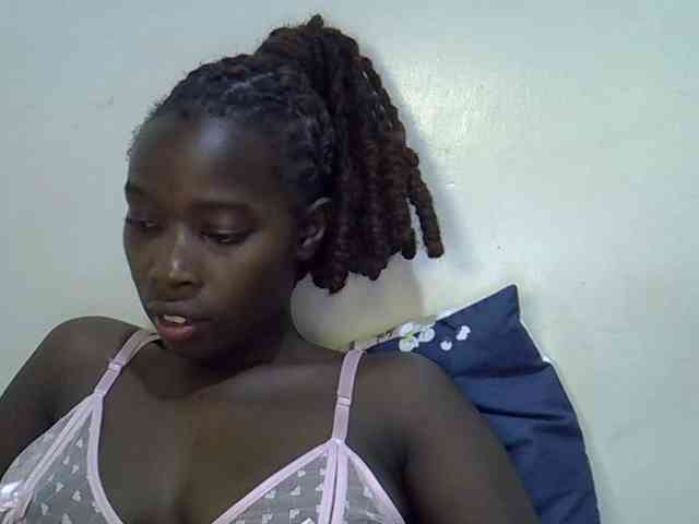 miss-vibes webcam