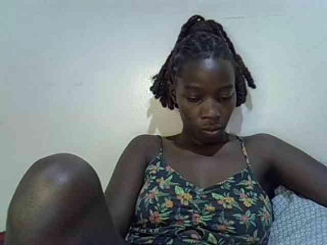 miss-vibes webcam