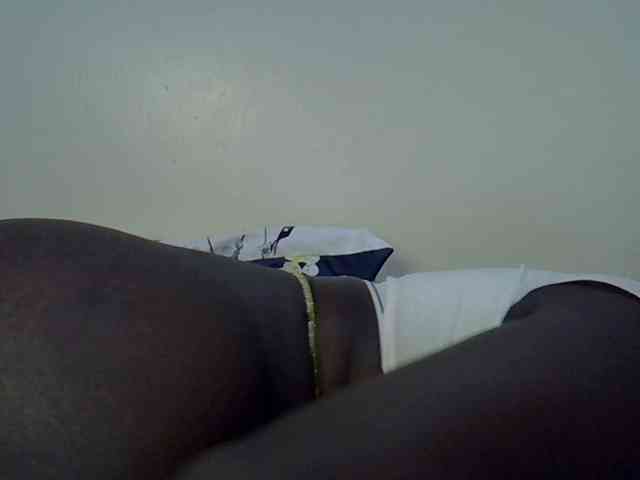 miss-vibes webcam
