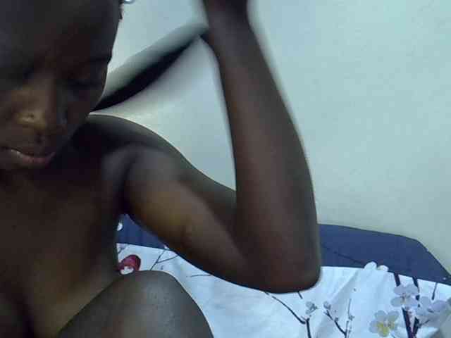miss-vibes webcam