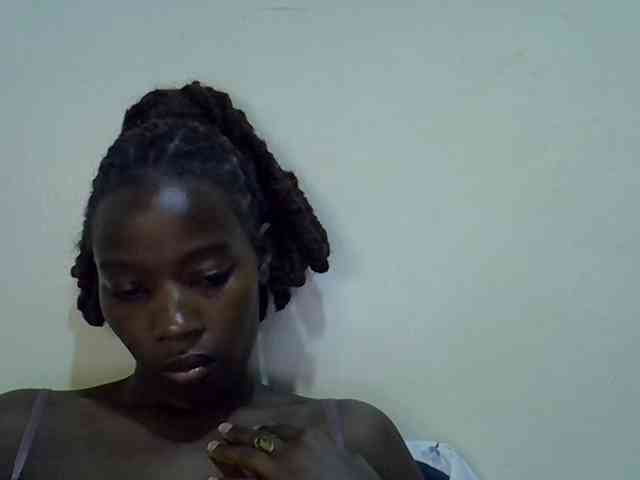 miss-vibes webcam