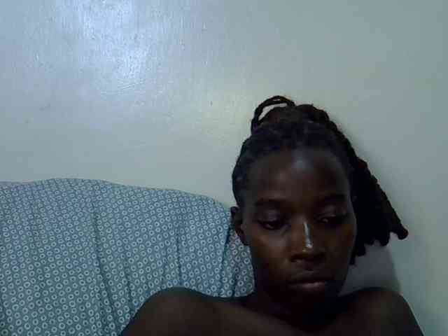 miss-vibes webcam