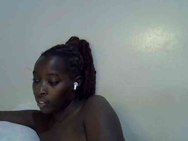 miss-vibes webcam