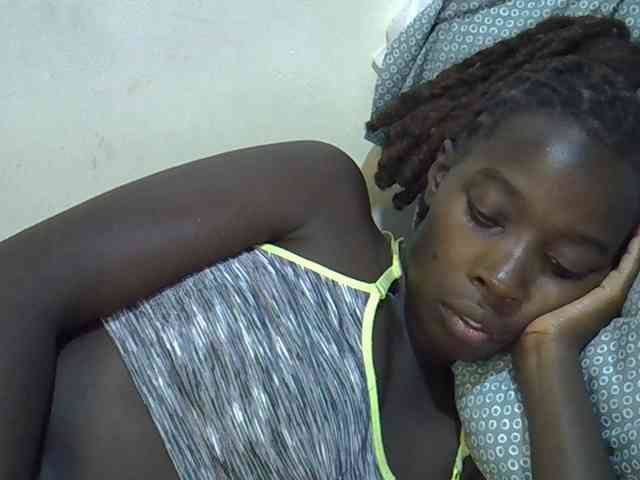 miss-vibes webcam
