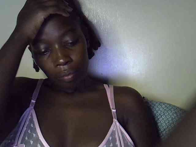 miss-vibes webcam