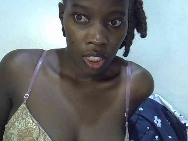miss-vibes webcam