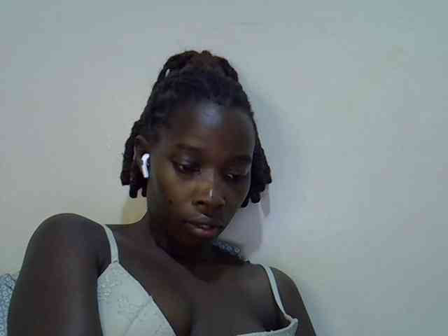 miss-vibes webcam