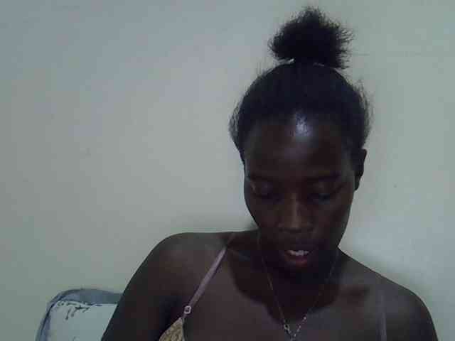 miss-vibes webcam