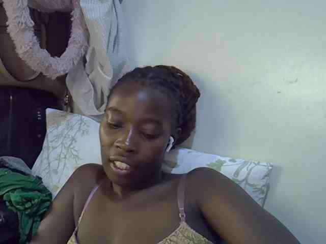 miss-vibes webcam