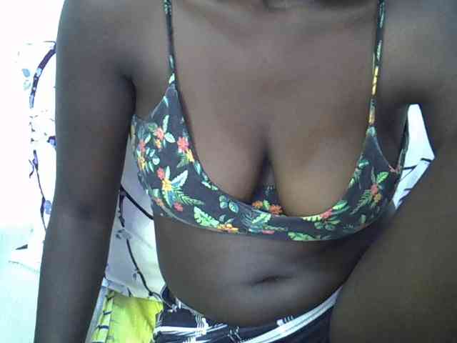 miss-vibes webcam