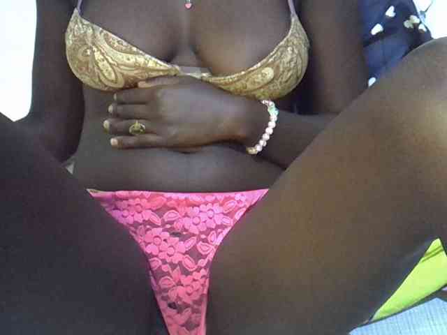 miss-vibes webcam