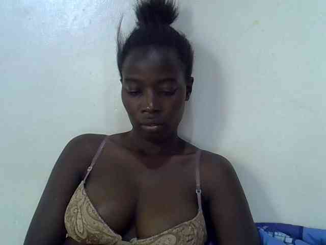 miss-vibes webcam