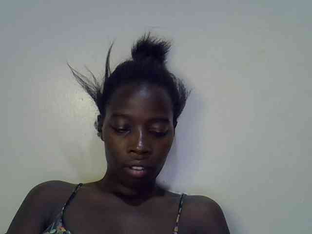 miss-vibes webcam