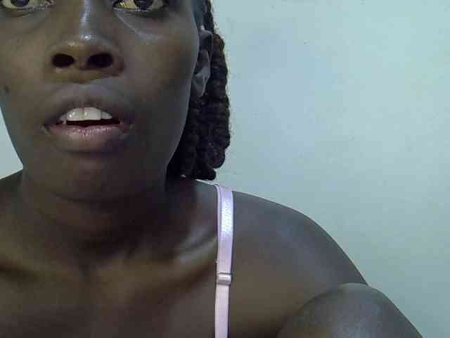 miss-vibes webcam