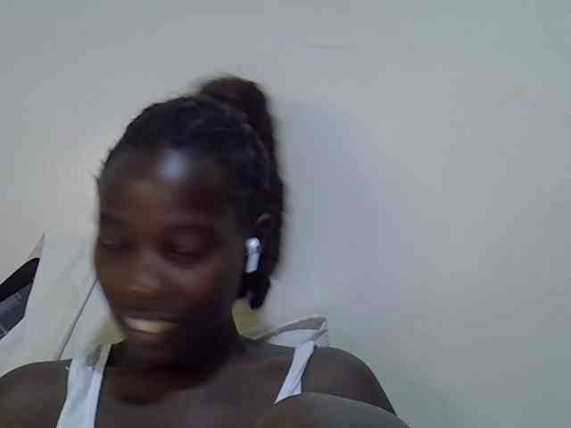 miss-vibes webcam