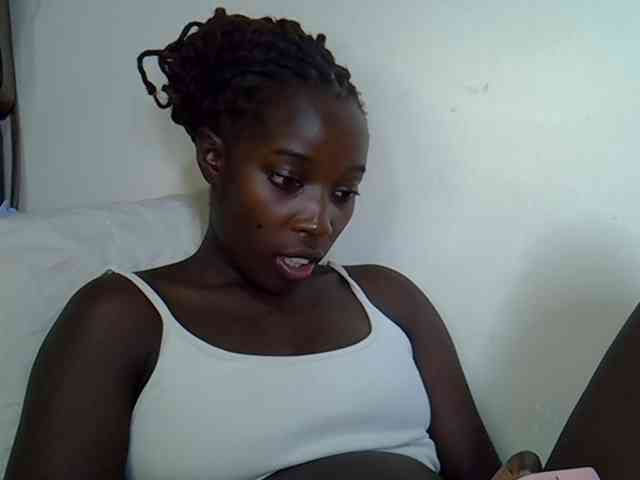 Model: miss-vibes