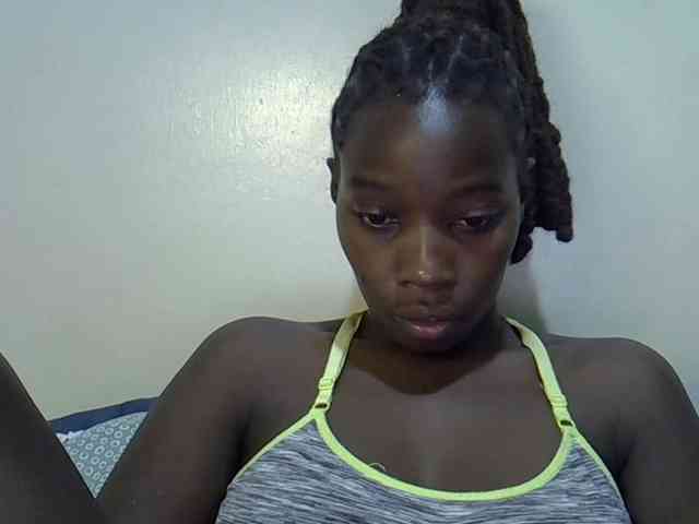 miss-vibes webcam