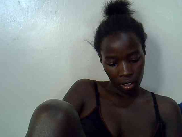 miss-vibes webcam
