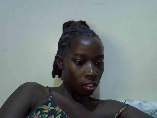miss-vibes webcam