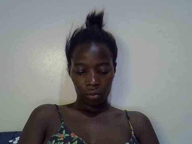 miss-vibes webcam
