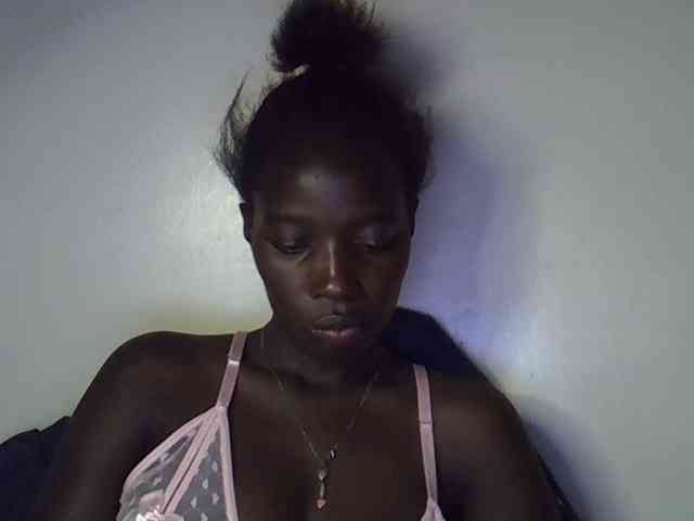 miss-vibes webcam