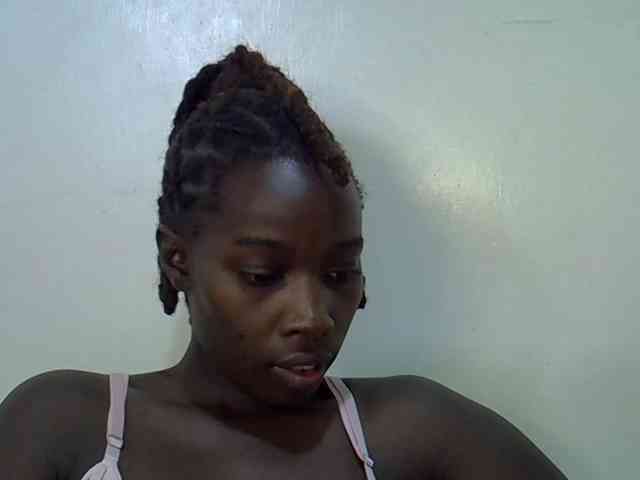 miss-vibes webcam