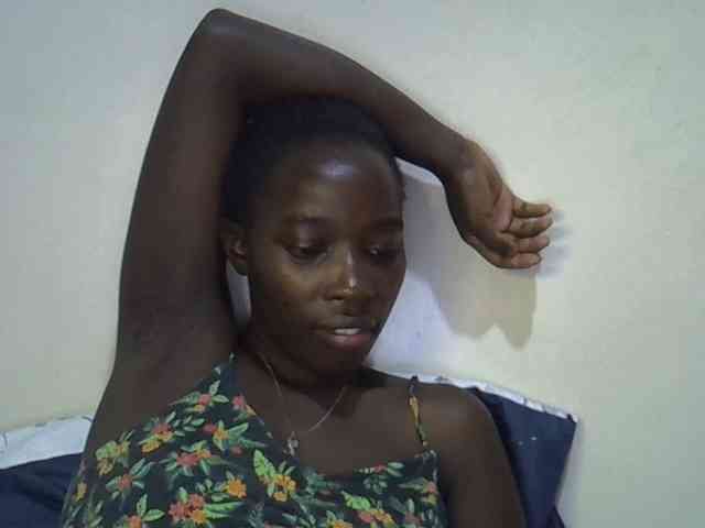 miss-vibes webcam