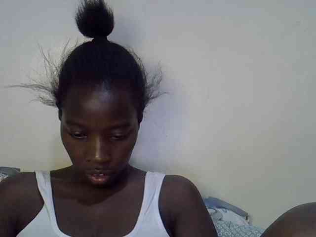 miss-vibes webcam