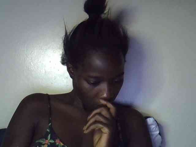 miss-vibes webcam