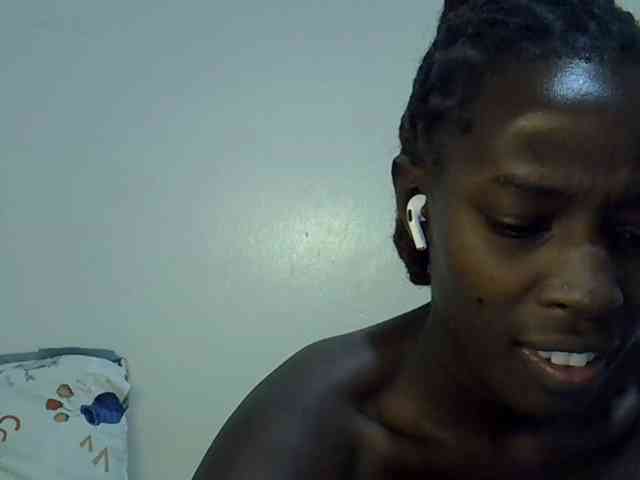 miss-vibes webcam