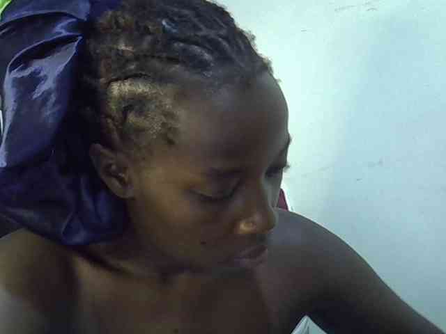 Model: miss-vibes