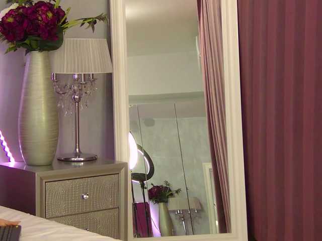 SelenaVelvet live cam