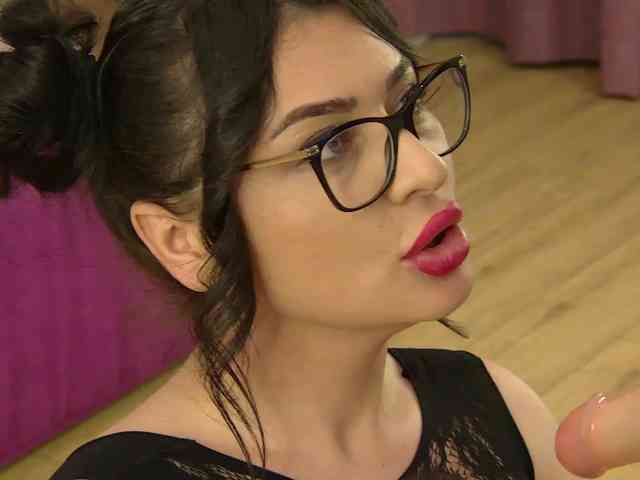 SelenaVelvet - Girl 