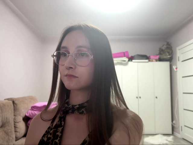 KeilaFodor live cam on BongaCams