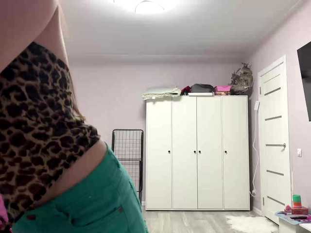 KeilaFodor live cam on BongaCams